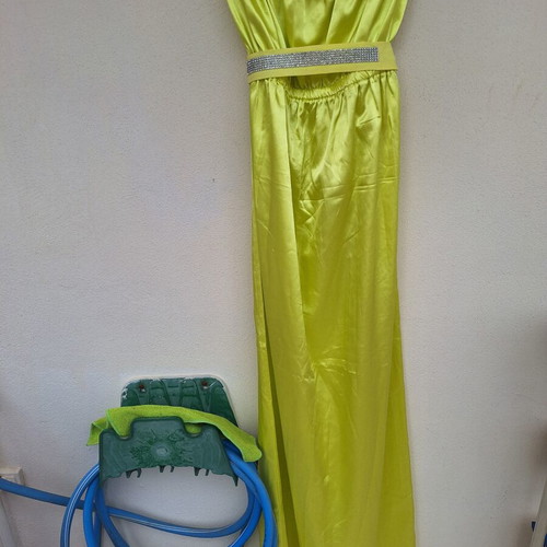 C-Throu satin strapless dress yellow lime like new, sizes S-M
