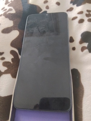 Xiaomi Redmi 13C smartphone used, functional, display replacement needed