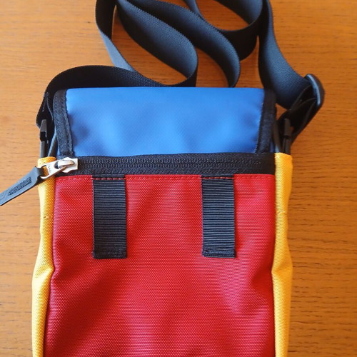 North Face crossbody bag like new, colorful
