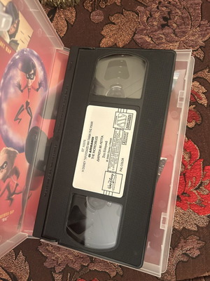 The Incredibles VHS tape new