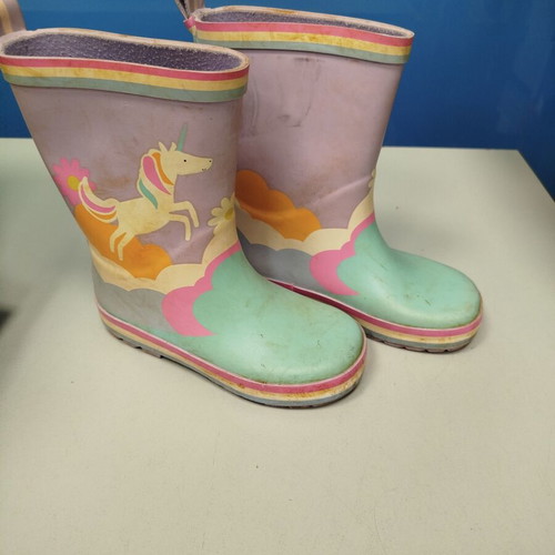 Mark's and Spencer unicorn rain boots used, size 28-29