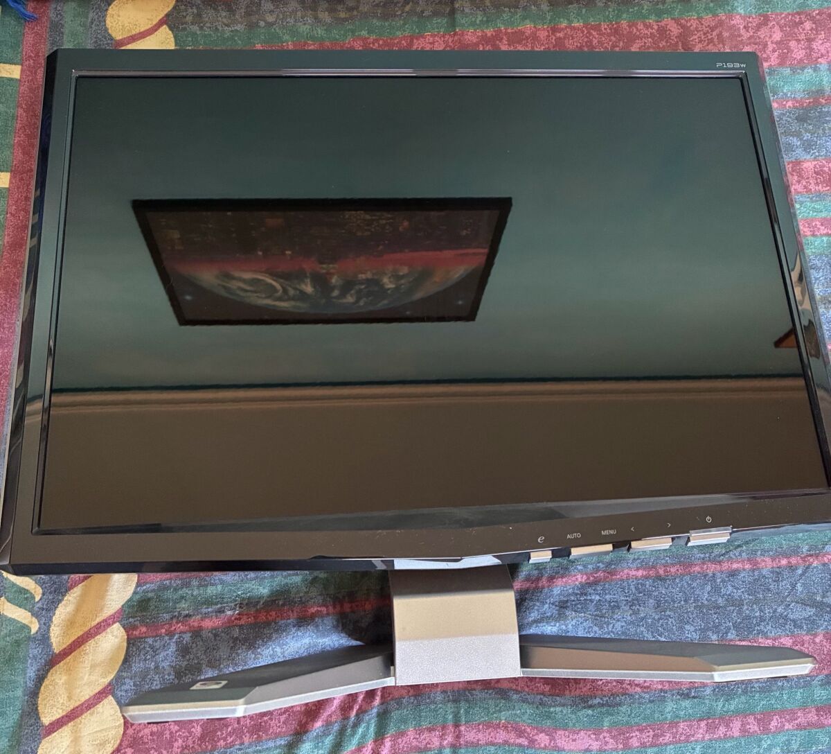 Acer 19-inch computer monitor used P193W - € 11,00 - Vendora.cy