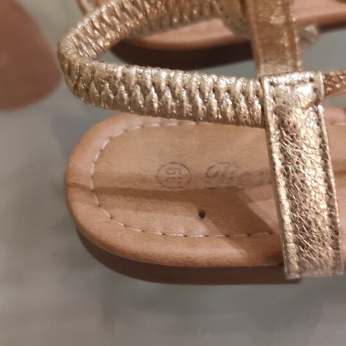 Flat sandals gold color size 39 used
