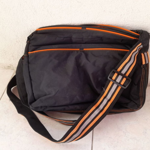 DOCA bag used, crossbody, suitable for tutoring