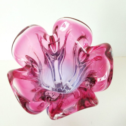Set Murano vase and 2 ashtrays like new, pink-blue