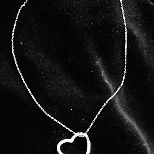 Swarovski heart-shaped pendant used with chain