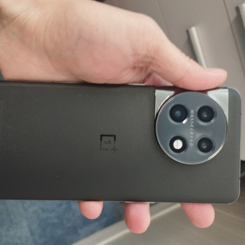 OnePlus 11 like new