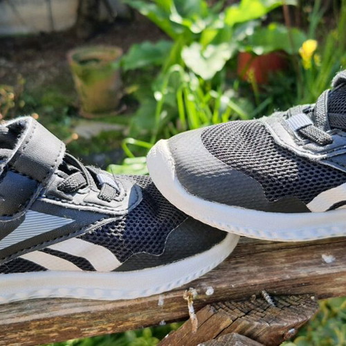 Reebok Rush Runner 5.0 kids shoes used, size 24, black sneakers