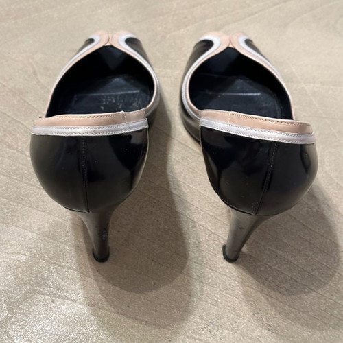 Gianvito Rossi pumps used, size 39, black