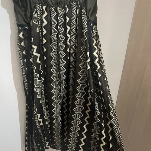 Attrattivo summer pleated dress new, size M, brown and green