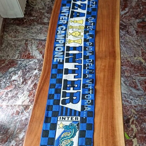 Inter vintage scarf like new, from another era