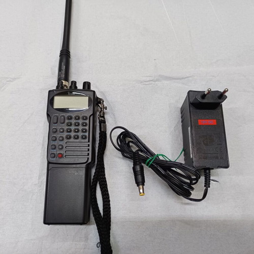 Icom IC W2E radio used, excellent condition with power adapter and batteries
