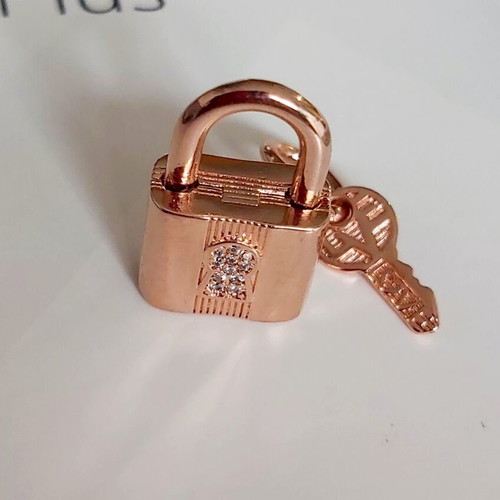 Pendant "Padlock with key" s925
