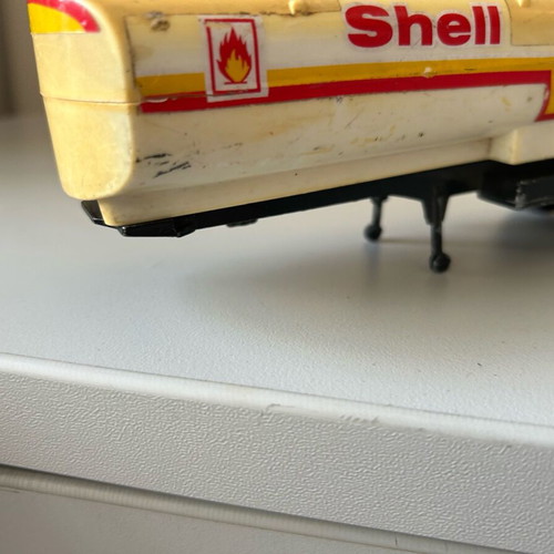 Hot Wheels tanker used, made in Italy, metal base, plastic