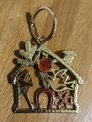 Keychain Amulet like new