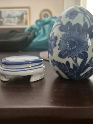 Porcelain egg decorative like new
