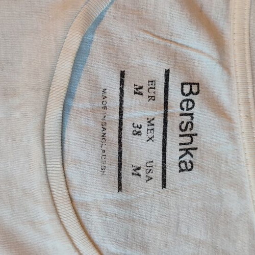 Bershka white T-shirt size M with letters