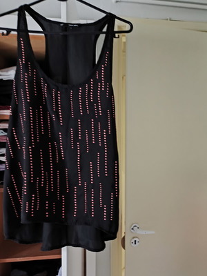 Black blouse with pink designs like new, size S