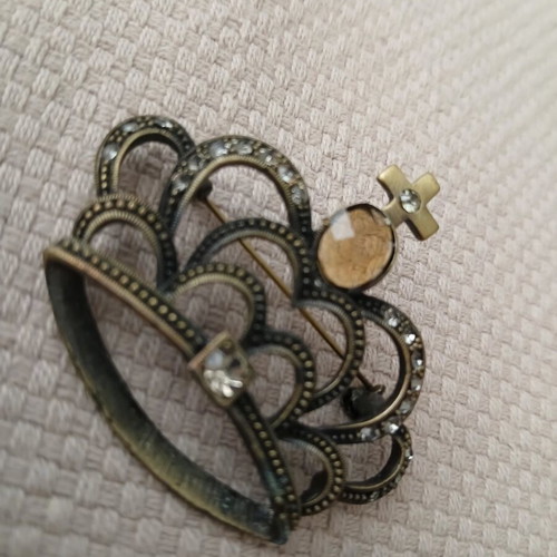 Vintage crown brooches, dark metal with stones, set of 2