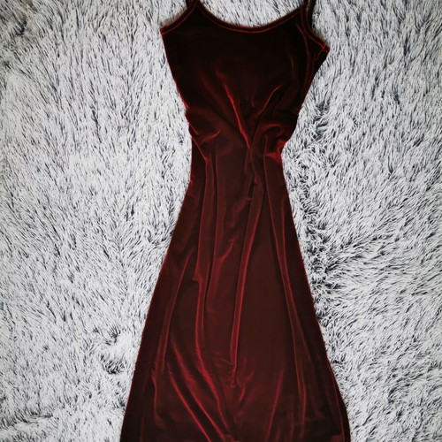 Velvet red long dress like new, elastic fit