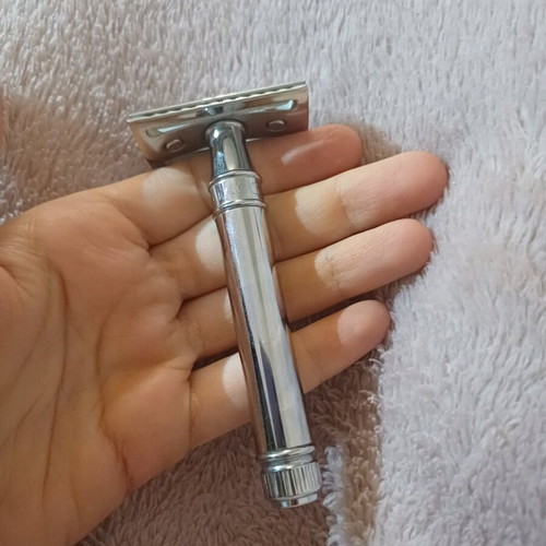 Edwin Jagger Chrome DE89BL double edge safety razor like new
