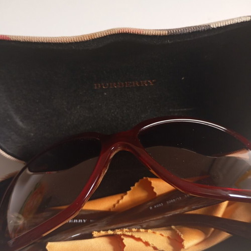 Burberry women's sunglasses like new, burgundy brown