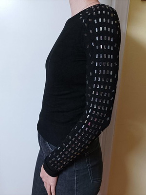 Black thin knitted top Zara S with silver rhinestones new