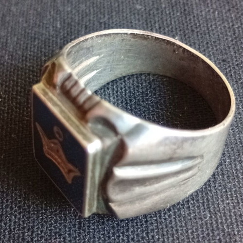 Silver ring with inlaid crown 916 USSR used