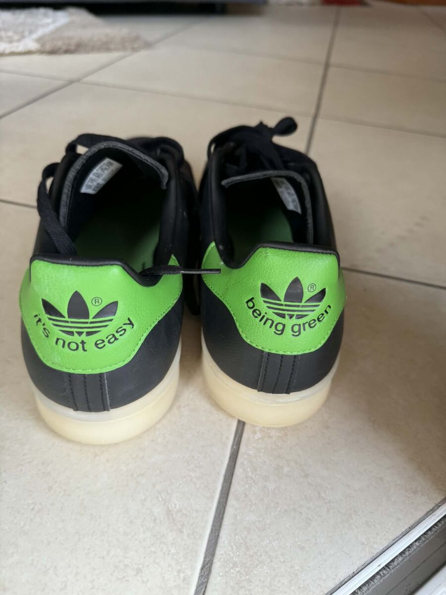 adidas stan smith hulk smash