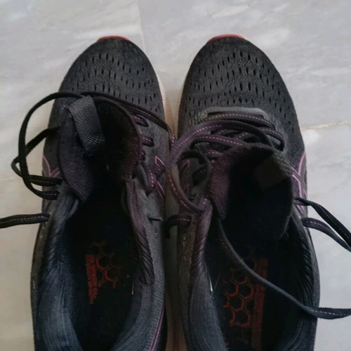 Asics Gel Nimbus 24 Women's Athletic Shoes Like New Black Orchid