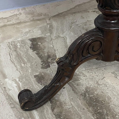 Κλασικό αντικέ σετ σαλονιού μεταχειρισμένο με 5θέσιο καναπέ, διθέσιο, πολυθρόνα και τραπεζάκια
