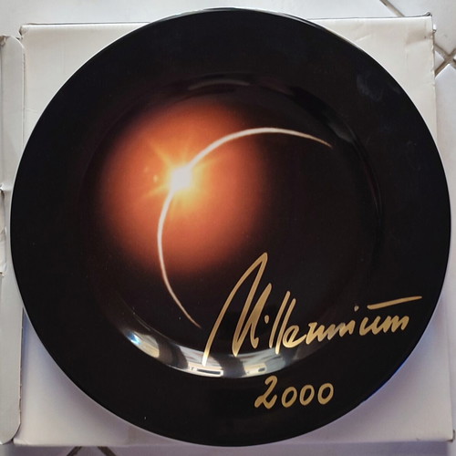 Vintage Millenium 2000 porcelain decorative plate Hutschenreut new