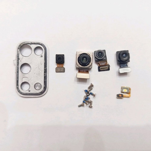 Realme 7 Pro used parts with 4 cameras and screws