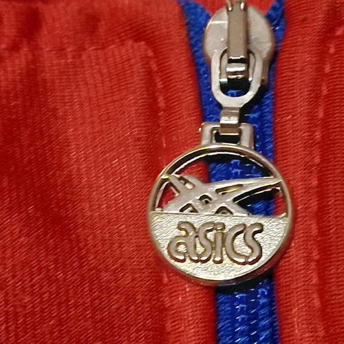Vintage Asics sports sweatshirt used, 80s decade, with zipper