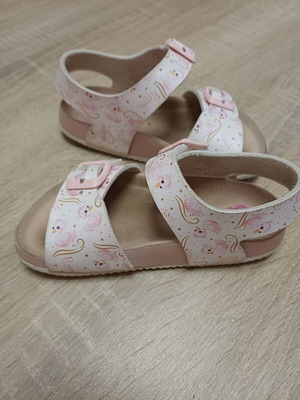 Garvalin kids sandals size 27, white and pink