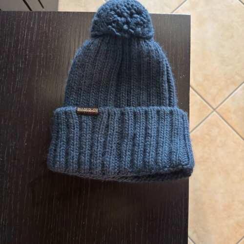 Napapijri Semiury 5 blue hat like new