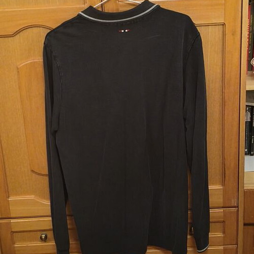 Tommy Hilfiger long sleeve shirt like new, size M, black