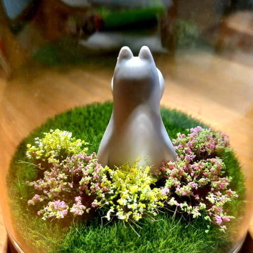 Moomin Diorama in Glass Globe with Collectible Moomintroll Figure