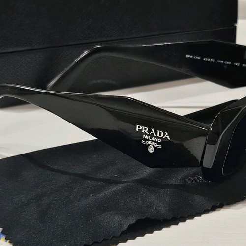 Prada γυαλιά ηλίου μαύρα σαν καινούργια, αυθεντικά
