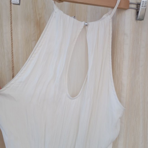 White dress with elastic waist like new Bershka