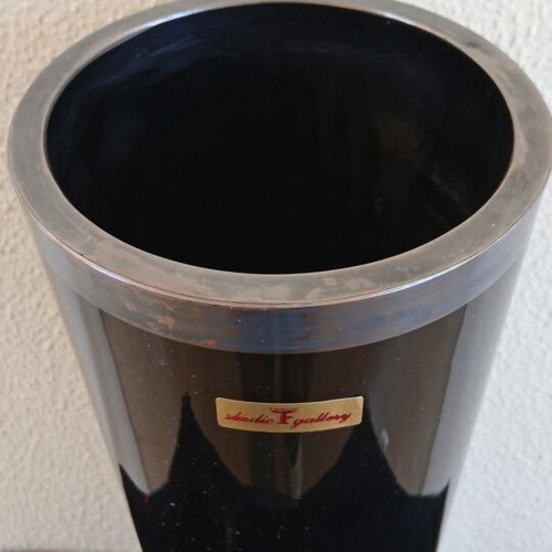 Donum Gallery modern black vase new
