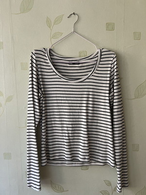 Sinsay women's black and white striped blouse XXL like new