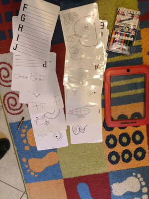 Easymax Light-Up Write and Erase Board Like New with Carioca Markers