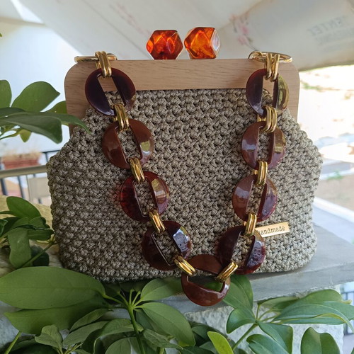 Handmade clutch bag beige with wooden frame and amber beads, new
