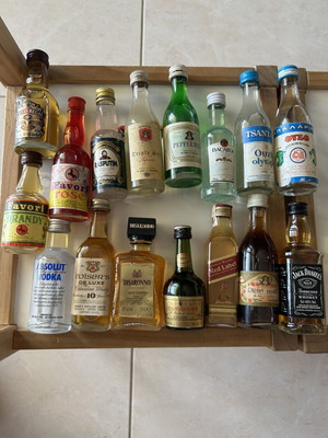 Miniature bottles of alcohol new, some before 1980