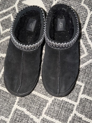 Ugg Tasman slippers black size 42 like new