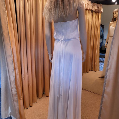 White strapless wedding dress in soleil line with belt new, size 10-12