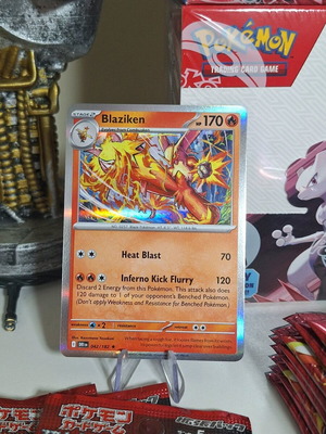 Blaziken Holo Destined Rivals 042/182 mint