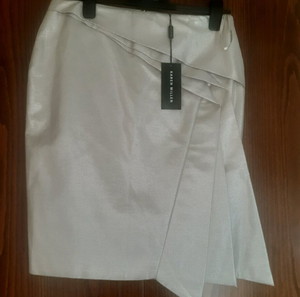 Karen Millen για τέλειες περιστάσεις