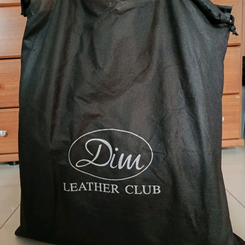 Dim leather club black genuine leather shoulder bag like new